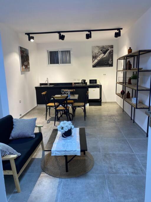הדירה בדובדבן - The Apartment In Dovdvan Tiberias Exterior foto